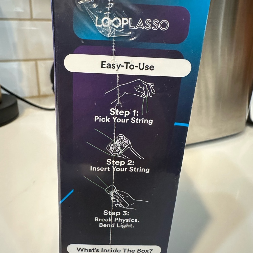 LoopLasso Interactive Light Toy - Picture 5 of 7